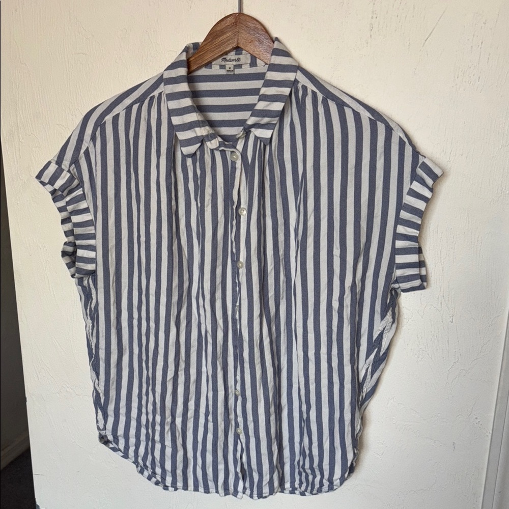 Madewell Blue and White Boxy Button Down Shirt